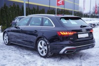 Audi A4 Avant 35 TFSI S line