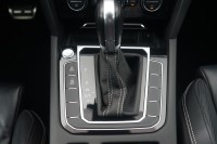 VW Passat Variant 2.0 TSI DSG R-Line 4Motion