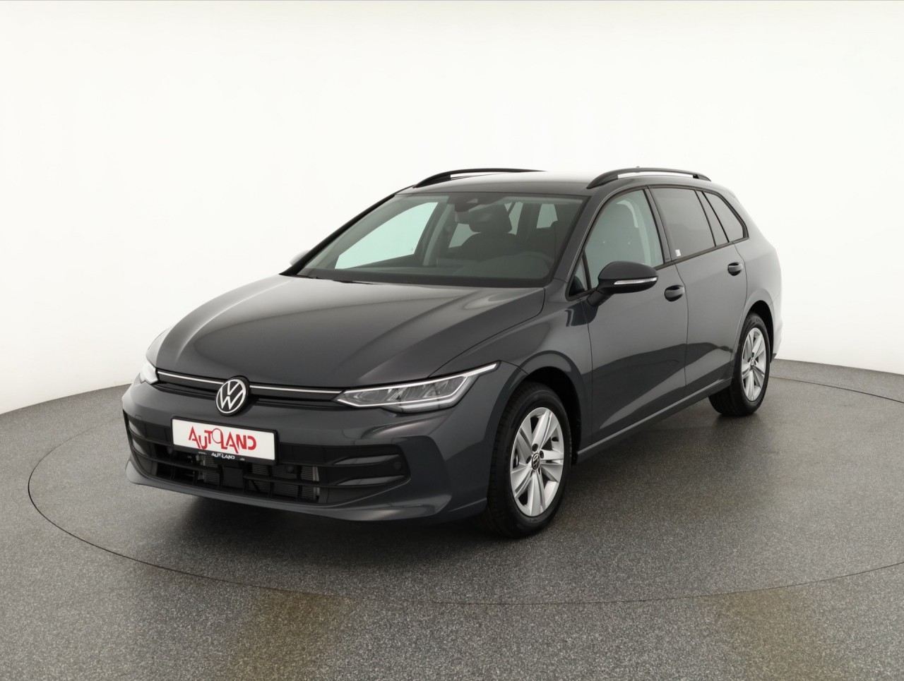 VW Golf VIII Variant 1.5eTSI DSG