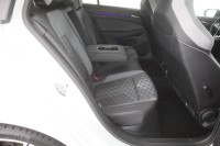 VW Golf VIII Variant 2.0 TSI DSG R-Line