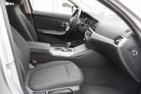 BMW 320 320d xDrive Advantage