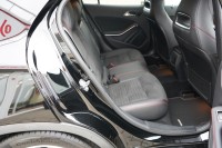 Mercedes-Benz GLA 180 AMG Line
