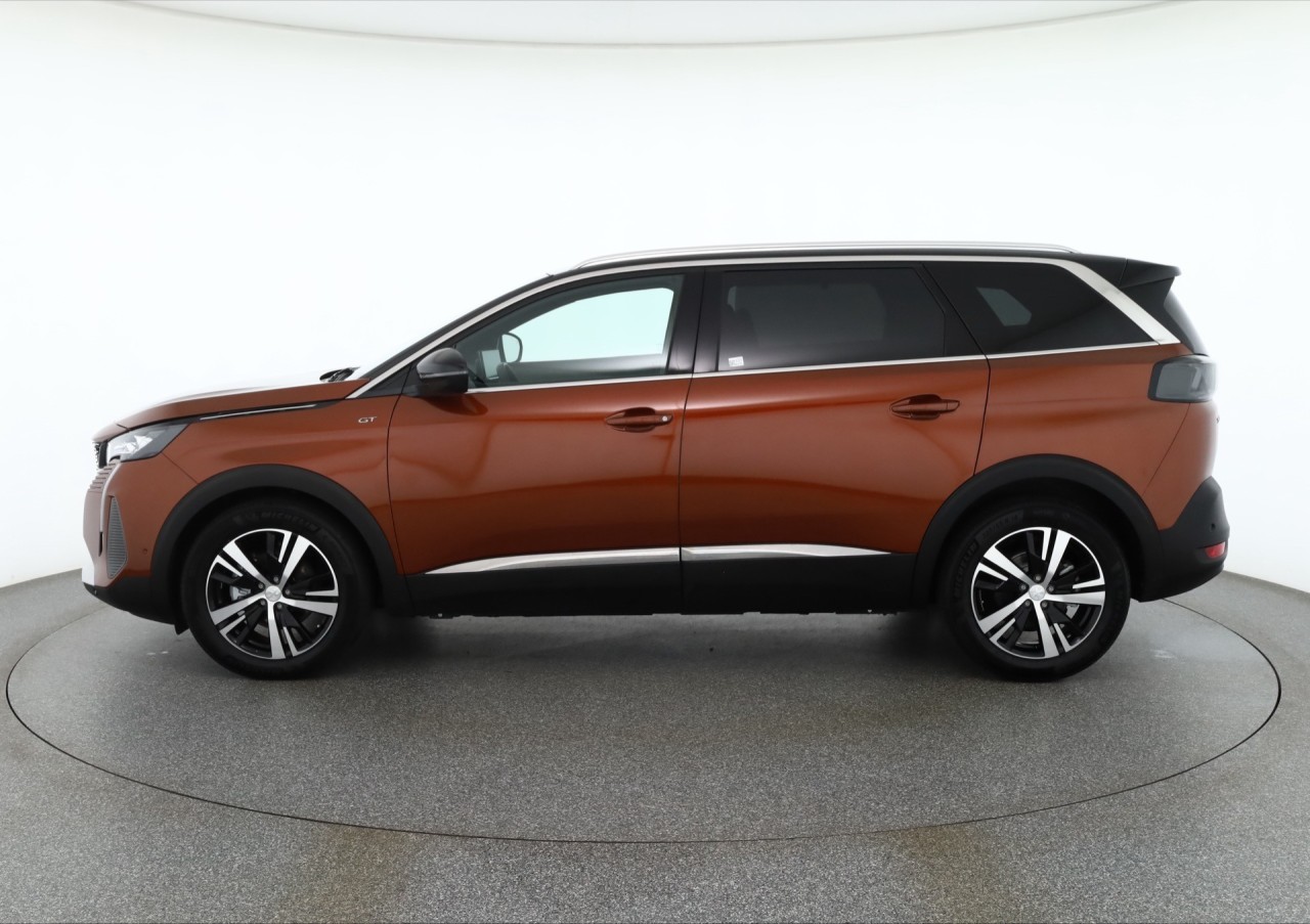 Peugeot 5008 1.2 M-Hybrid 136 GT