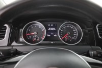 VW Golf VII 1.5 TSI DSG IQ.DRIVE