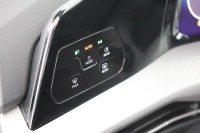 VW Golf VIII Variant 1.5 eTSI DSG