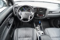 Mitsubishi Outlander 2.4Hybrid PHEV Top 4WD