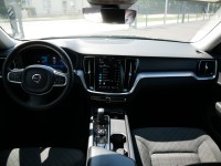Volvo V60 Kombi 2.0 M-Hybrid Core
