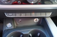 Audi A4 Avant 40 2.0 TDI basis