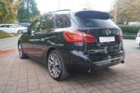 BMW 220 i Luxury Line Aut