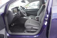 VW Golf VIII 1.5 eTSI DSG Active