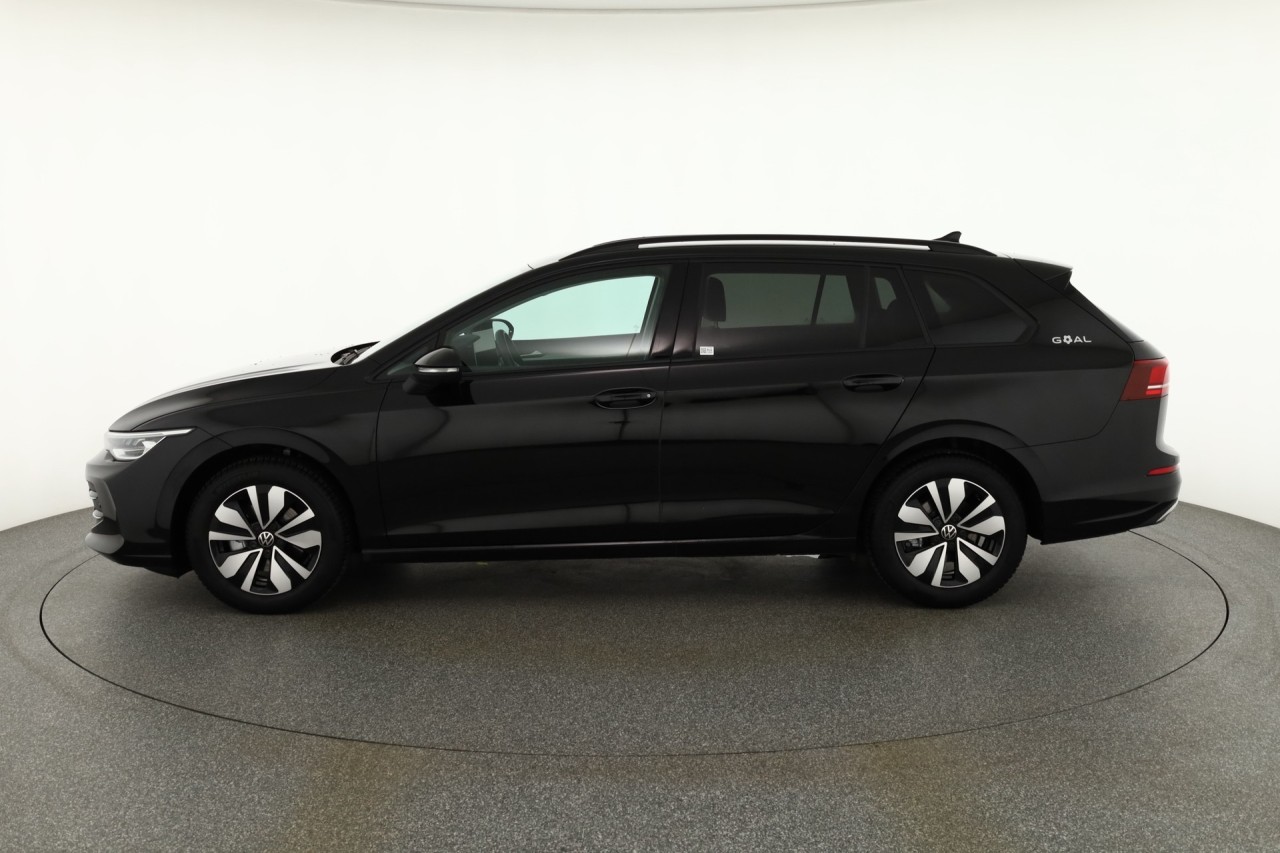 VW Golf VIII Variant 1.5 TSI Goal