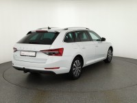 Skoda Superb Combi 2.0 TDI DSG Style