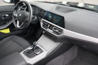 BMW 320 320dA Touring xDrive Advantage