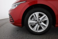 VW Golf VIII Variant 1.5 eTSI DSG Life