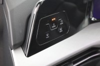 VW Golf VIII Variant 1.5 eTSI DSG Life