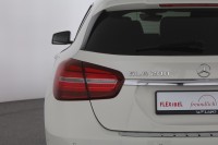 Mercedes-Benz GLA 200 Urban