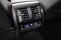 VW Passat Variant 1.5 TSI DSG Business