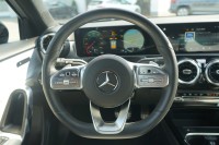 Mercedes-Benz A 200 A200 DCT AMG Line Multibeam MBUX Pano