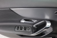 Mercedes-Benz A 140 A180 Progressive