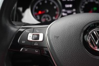 VW Golf VII Variant 1.4 TSI DSG Sound