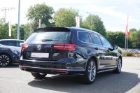 VW Passat Variant 2.0 TSI 4Motion R-LINE