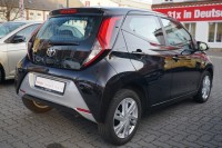 Toyota Aygo AYGO 1.0 x-play Team D