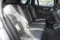 Volvo V60 Kombi 2.0 M-Hybrid R Design