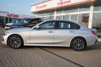 BMW 320 i Advantage
