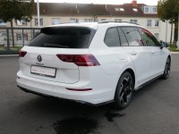 VW Golf VIII Variant 1.5 eTSI R-Line DSG
