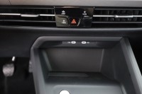 VW Golf VIII Variant 1.5 TSI