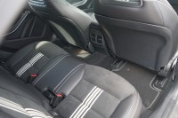 Mercedes-Benz A 200 A200d AMG-Line 4Matic