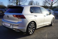VW Golf VIII 1.0 eTSI Active