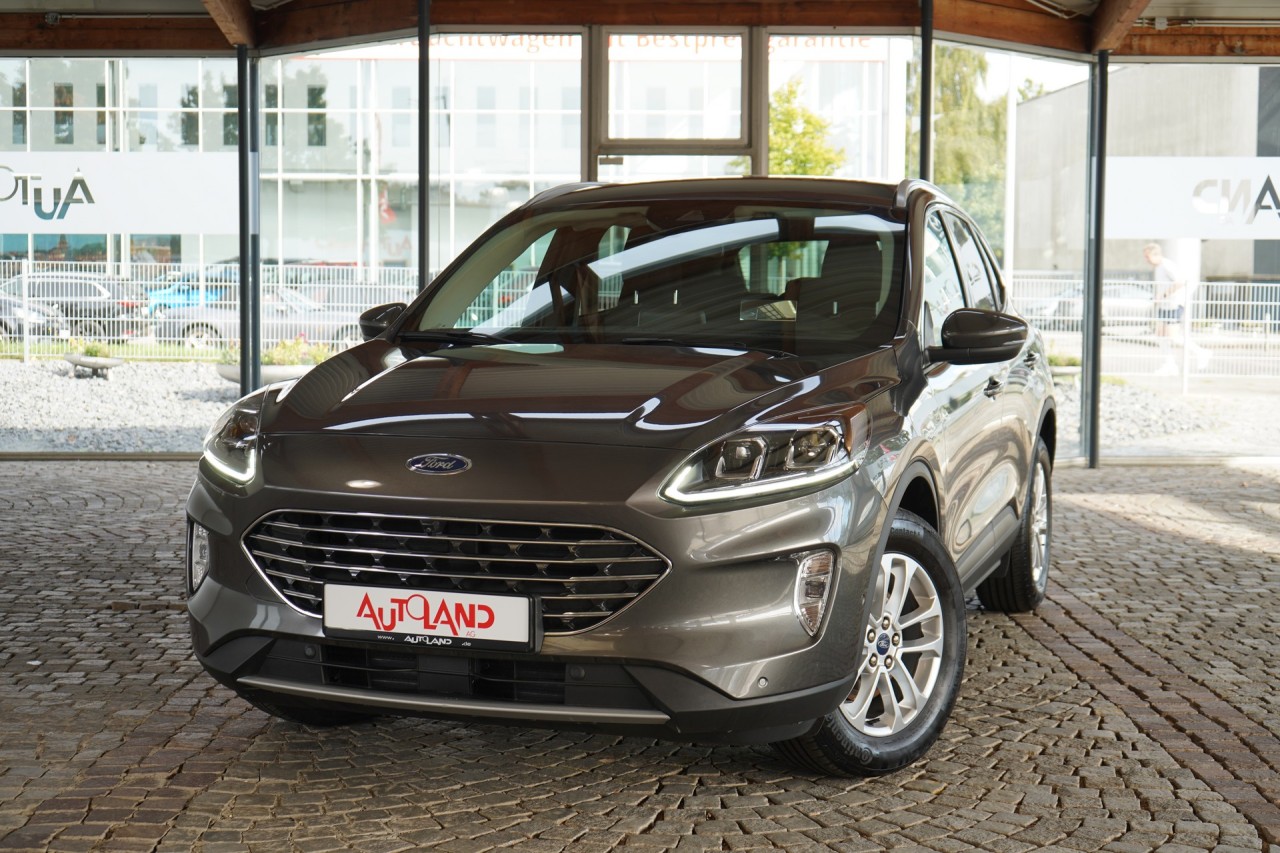 Ford Kuga 2.0 M-Hybrid Titanium
