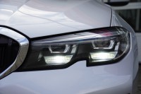 BMW 320 320d xDrive Advantage