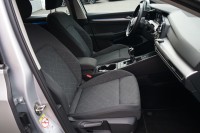 VW Golf VIII Variant 1.0 Life