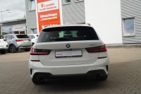 BMW 330 e Touring M Sport