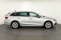 Skoda Octavia Combi 2.0 TDI DSG First Edition