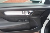Volvo XC 40 XC40 2.0 Momentum AWD Aut