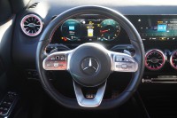 Mercedes-Benz GLA 180 AMG Line