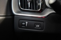Volvo XC 60 XC60 2.0 Momentum 2WD