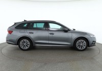 Skoda Octavia Combi 2.0 TDI DSG Tour