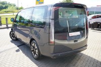 Hyundai Staria 1.6 T-GDI HEV Luxury Aut.