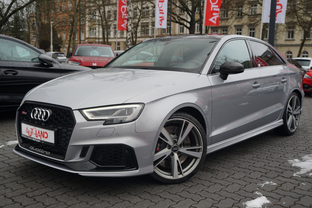 Audi RS3 Limousine 2.5 TFSI quattro