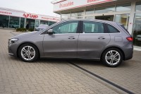 Mercedes-Benz B 220 B220 d AMG Line