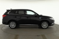 Mitsubishi Outlander 2.4 Hybrid PHEV 4WD