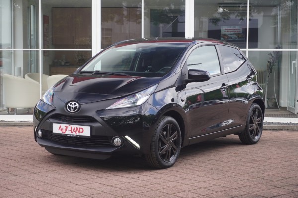 Toyota Aygo AYGO 1.0 x-play Team D