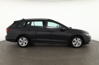 VW Golf VIII Variant 1.5 TSI