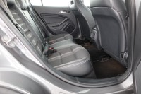 Mercedes-Benz GLA 180 Urban