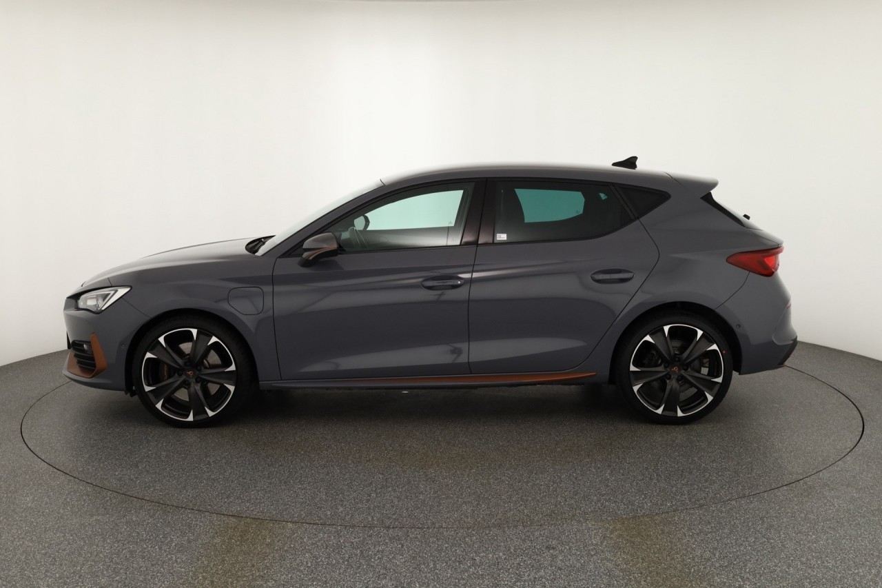 Cupra Leon 1.4 e-Hybrid VZ