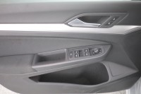 VW Golf VIII Variant 1.0 eTSI DSG
